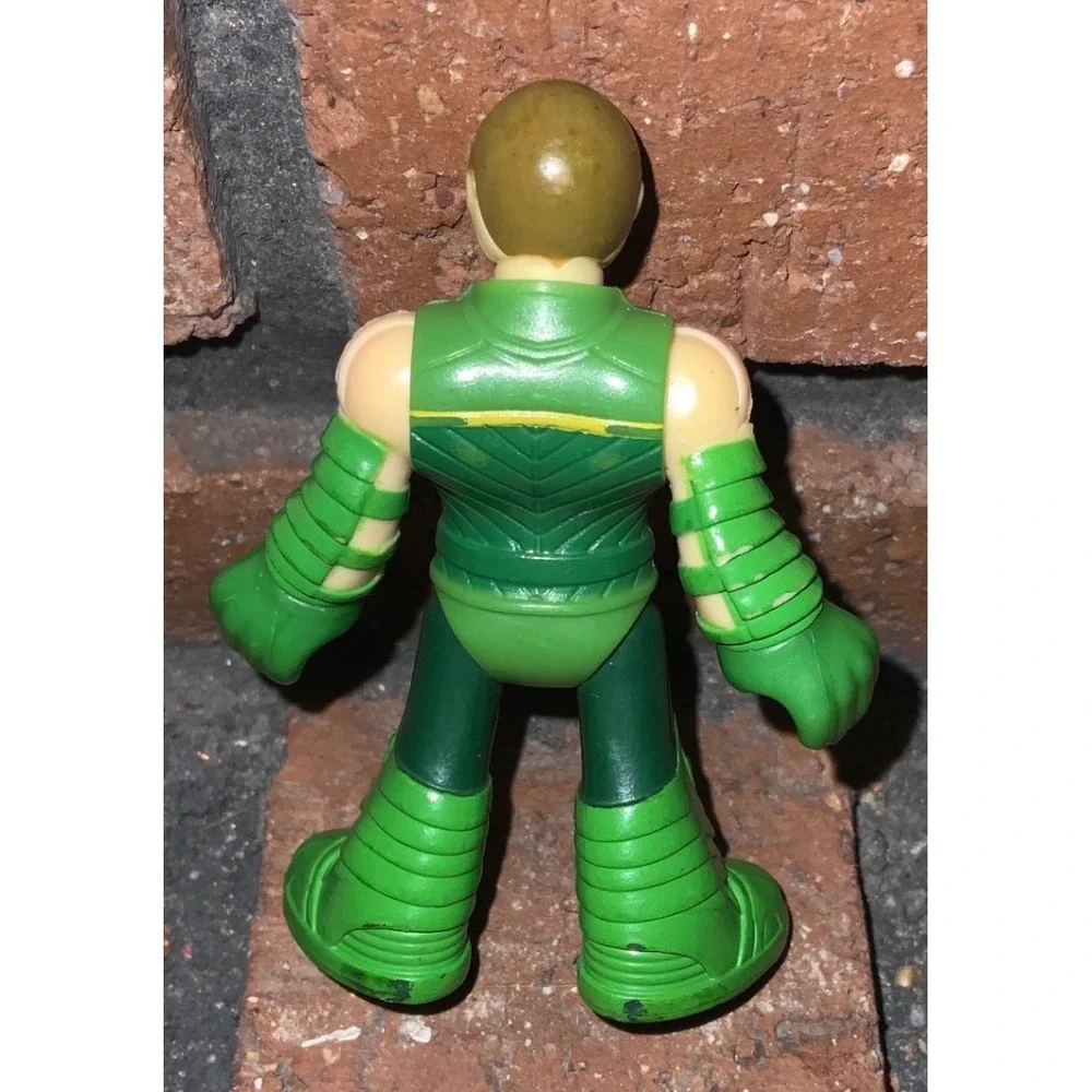 Fisher-Price Imaginext DC Super Friends Green Arrow Action Figure Green Suit